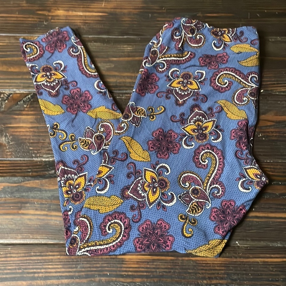 TC NWOT LuLaRoe Leggings FF14 6333